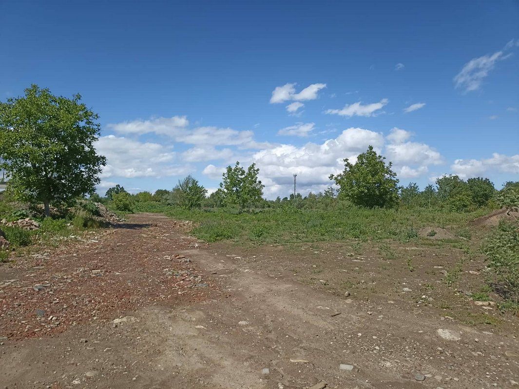 У Коломиї продають земельну ділянку за понад 10 млн грн 3