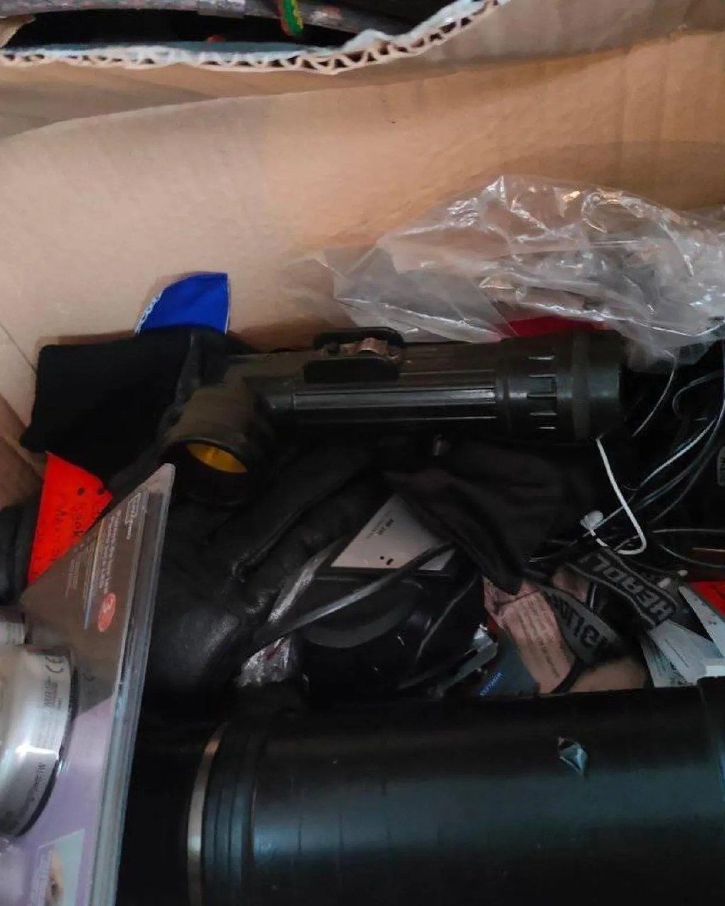 Нові деталі скандалу: аферистом виявився охоронець з драмтеатру Івано-Франківська 3