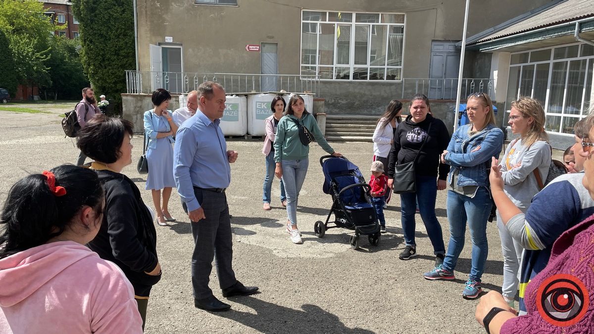 Хочете зберегти ліцей - економте! Міський голова наполягає, вчителі не відступають 2