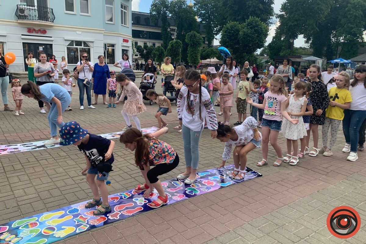 У Коломиї дітям подарували справжнє свято. Фоторепортаж 1