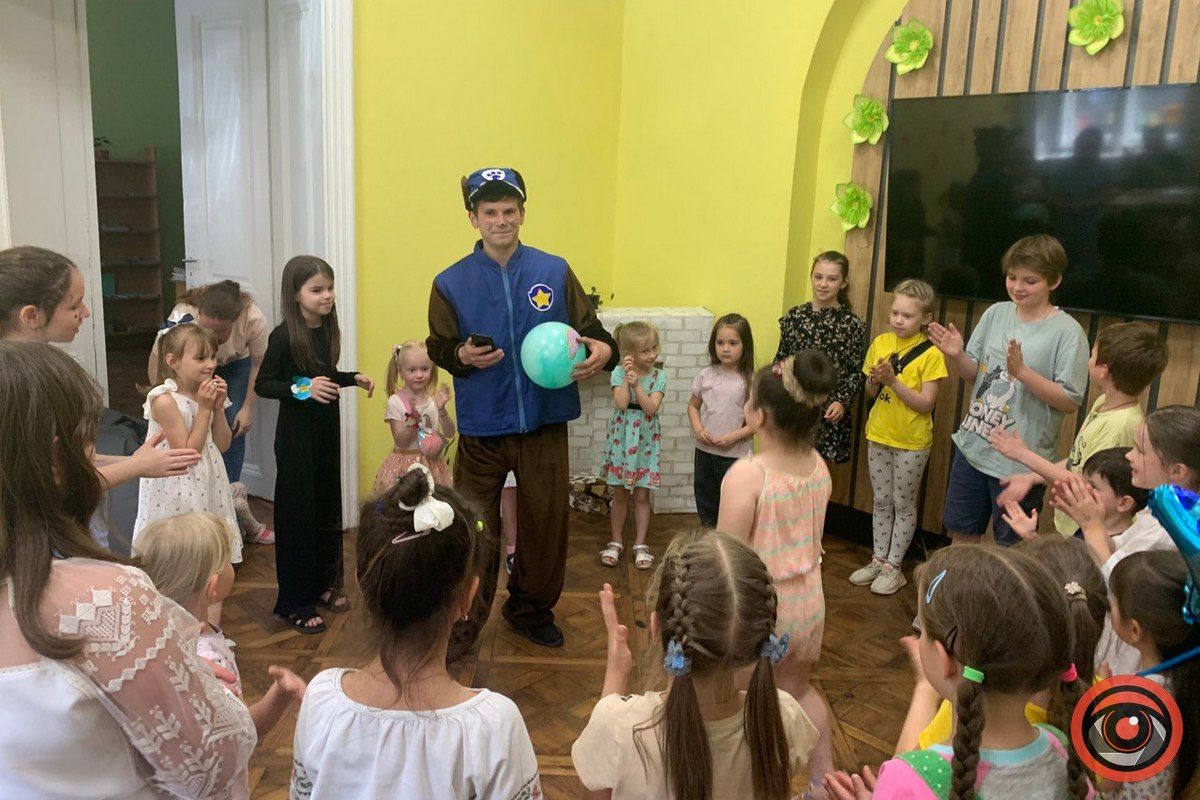 У Коломиї дітям подарували справжнє свято. Фоторепортаж 4