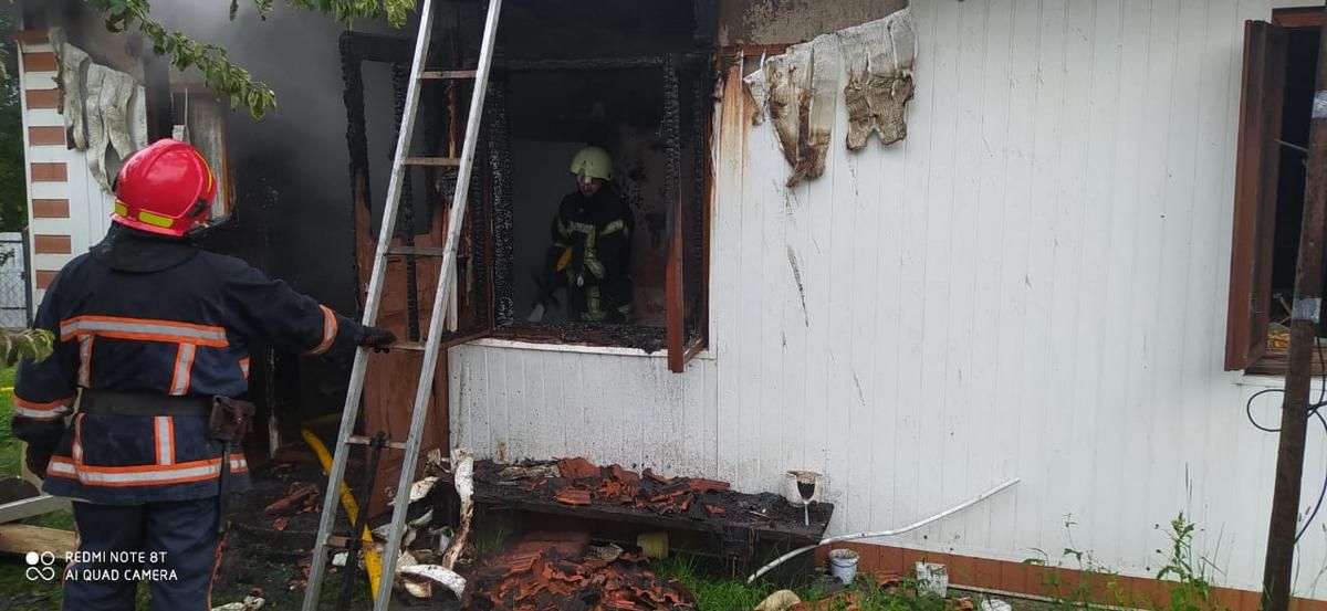 У селі Турка горіла літня кухня 2