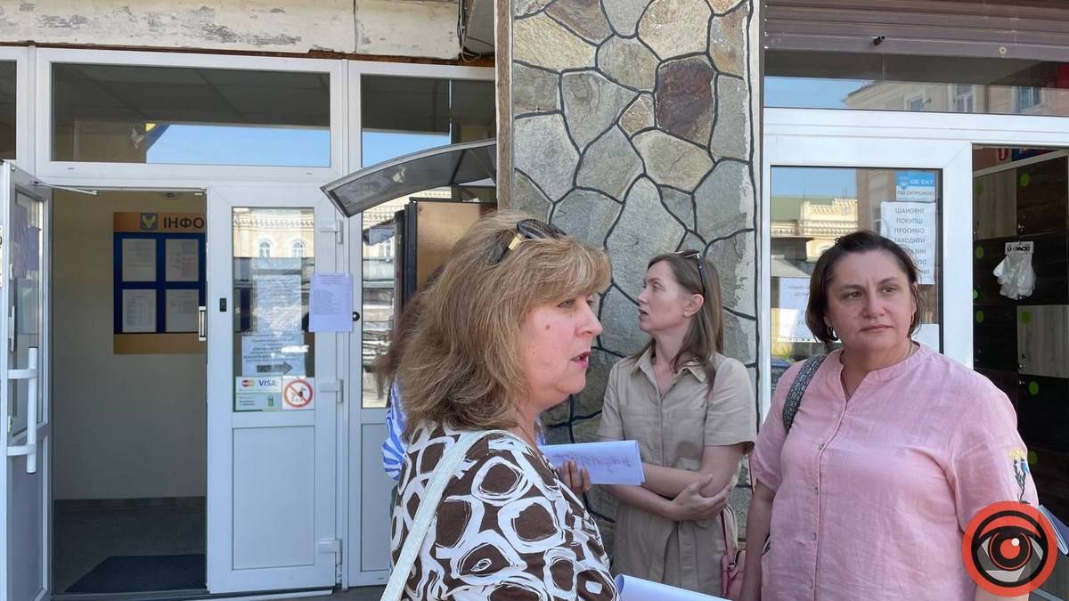 Випускники закінчать Коломийський ліцей №2, але в 10 клас - ні 1