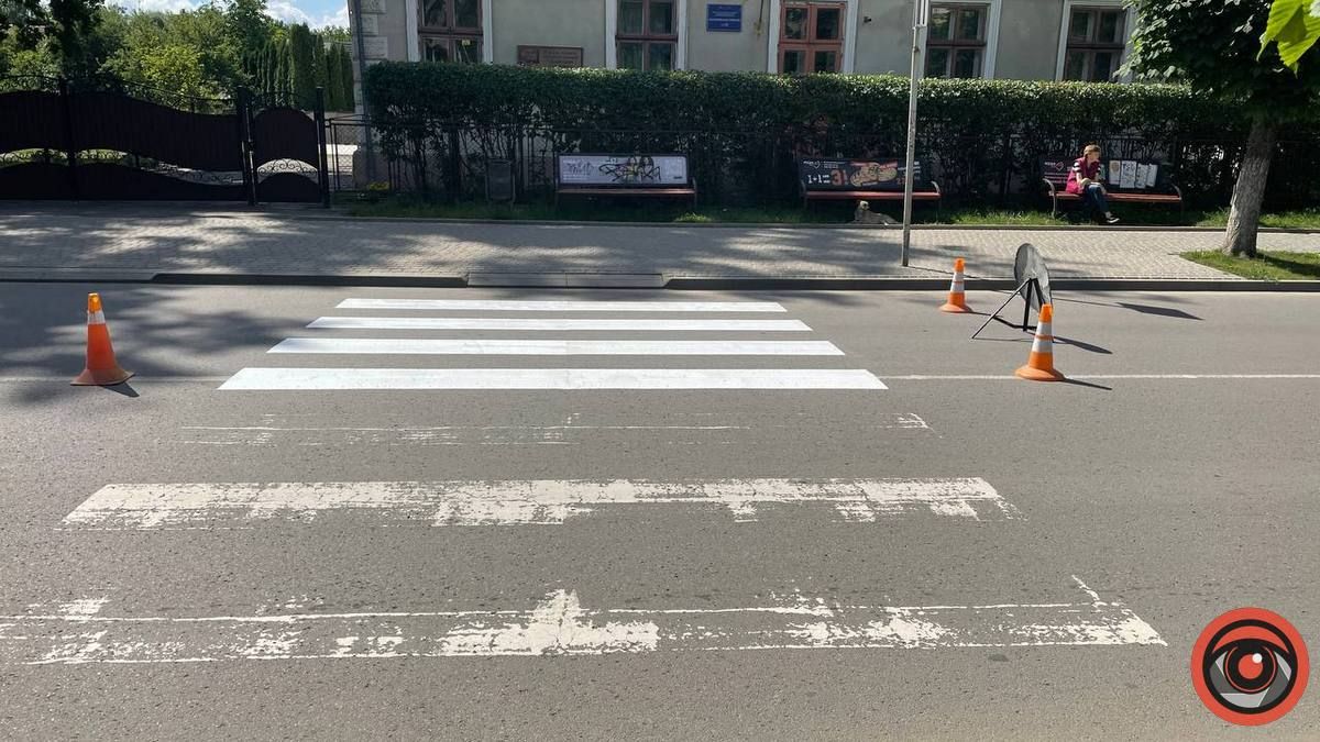 Рух по вул. Січових Стрільців ускладнений 3