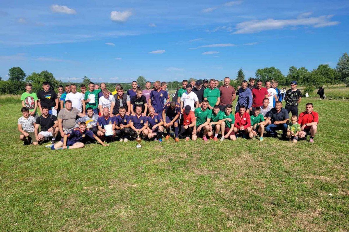 Граючи футбол, у Марківці зібрали більше 10 000 грн для ЗСУ 2