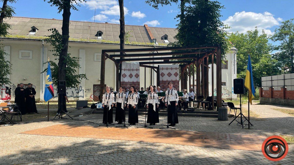 Як у Коломиї відзначили День Конституції | Фоторепортаж 3