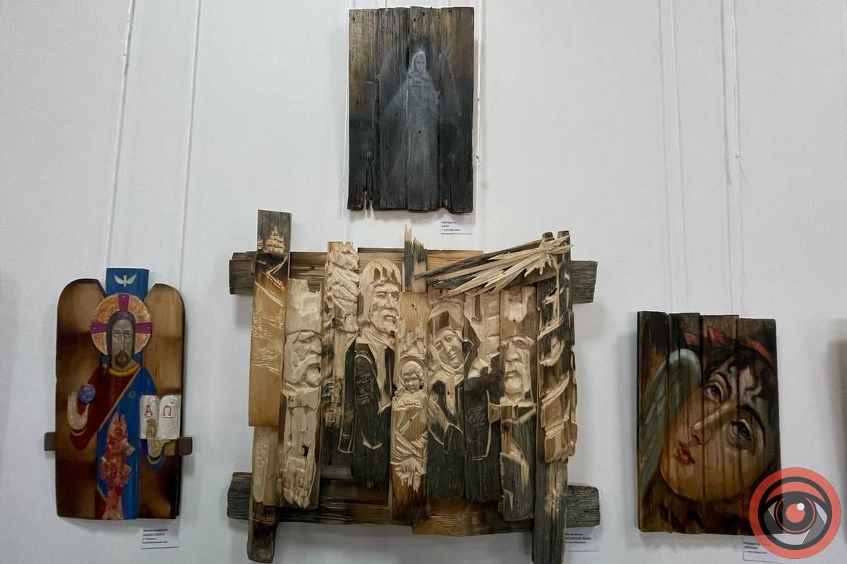 "Намолене небо" | фото з виставки 6