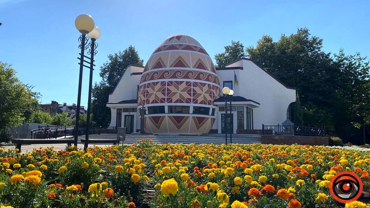 Реконструкцію площі в Коломиї буде здійснювати фірма з Надвірної зі статутним капіталом 1 тис грн 6