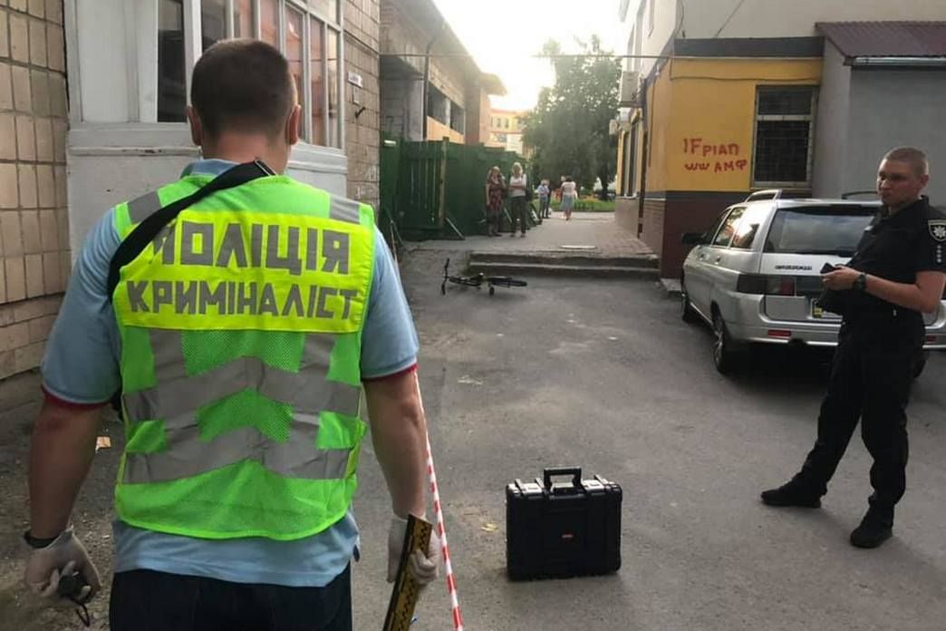 Два роки переховувався, але таки спіймали та ще й зі зброєю 1