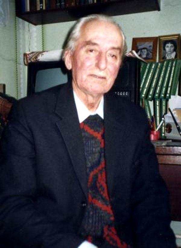 Наразі на звання "Почесний громадянин Коломиї" є тільки один претендент 1