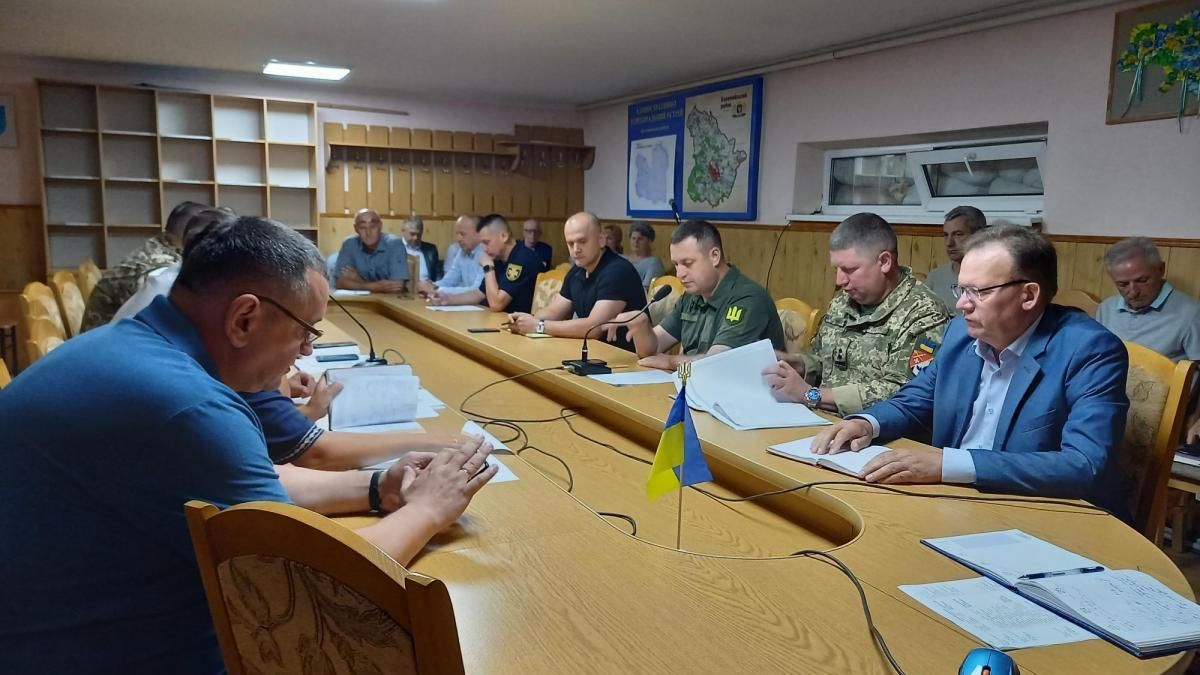 Повістки, порушення комендантської години та оборонні споруди. Підсумки тижня на Коломийщині 1