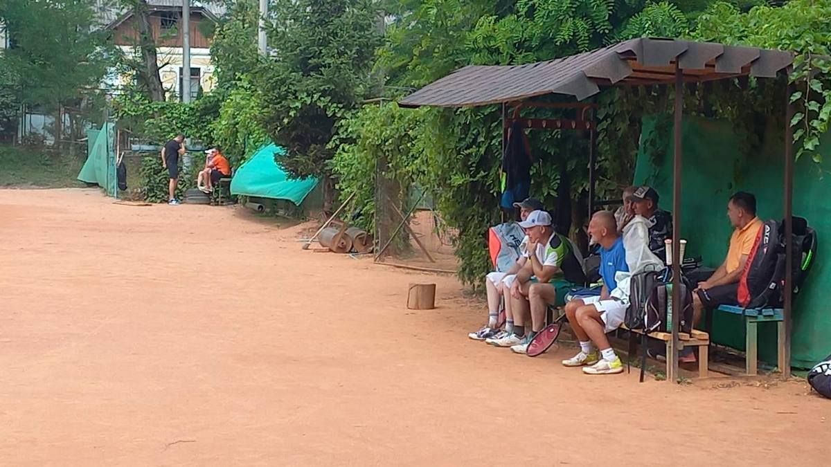 Як тенісисти-аматори змагалися у Коломиї 4