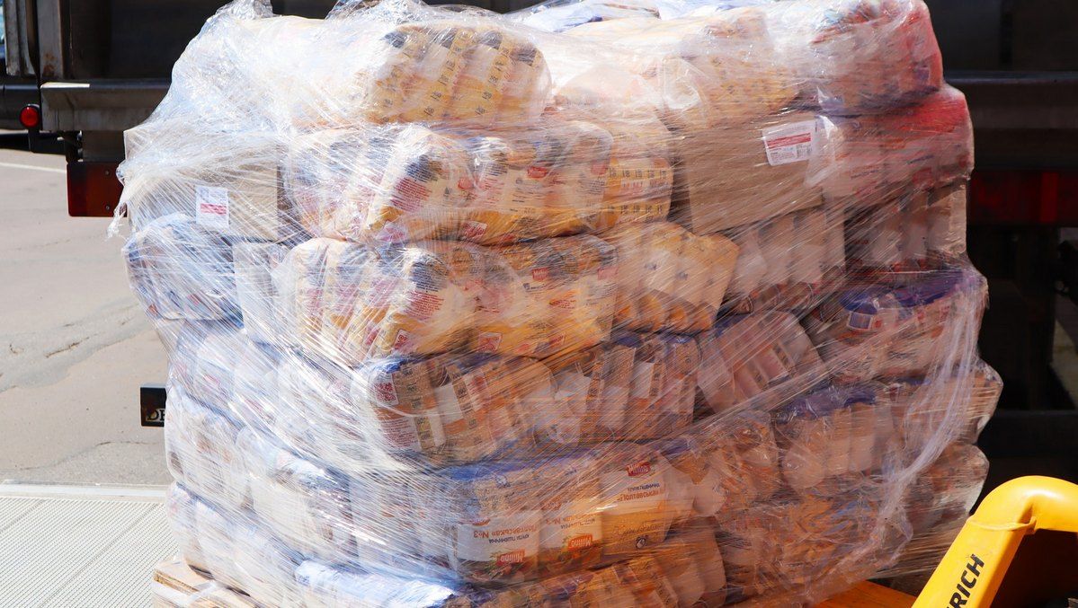 Швейцарія передала допомогу для переселених в Коломию 4