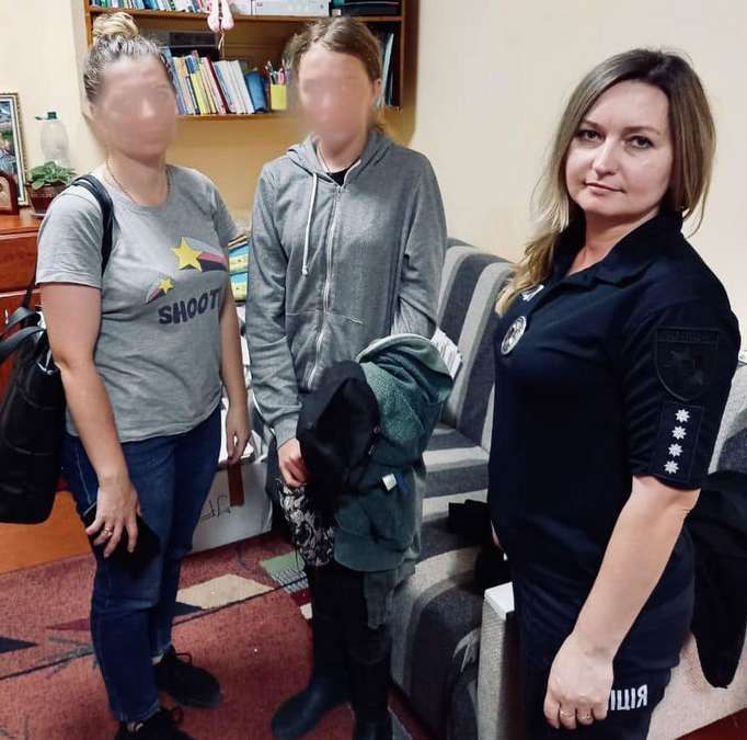 Зниклу безвісті 15-річну дівчинку знайшли поліцейські 1