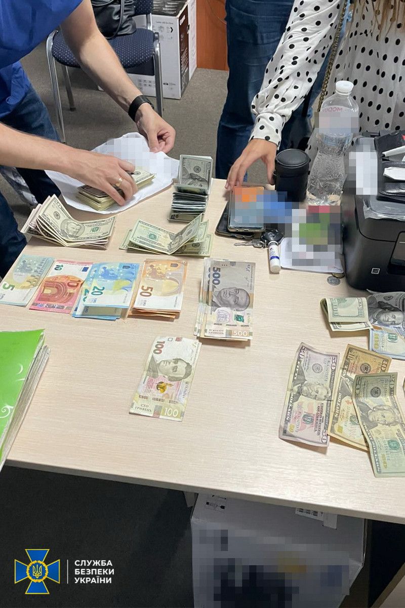 До України без мита заїхало понад 40 тисяч авто за схемою злочинного угрупування 5