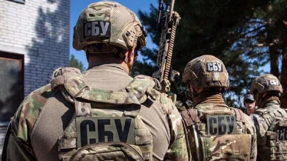 Прикарпатські слідчі виявили підприємців, які фінансують окупантів