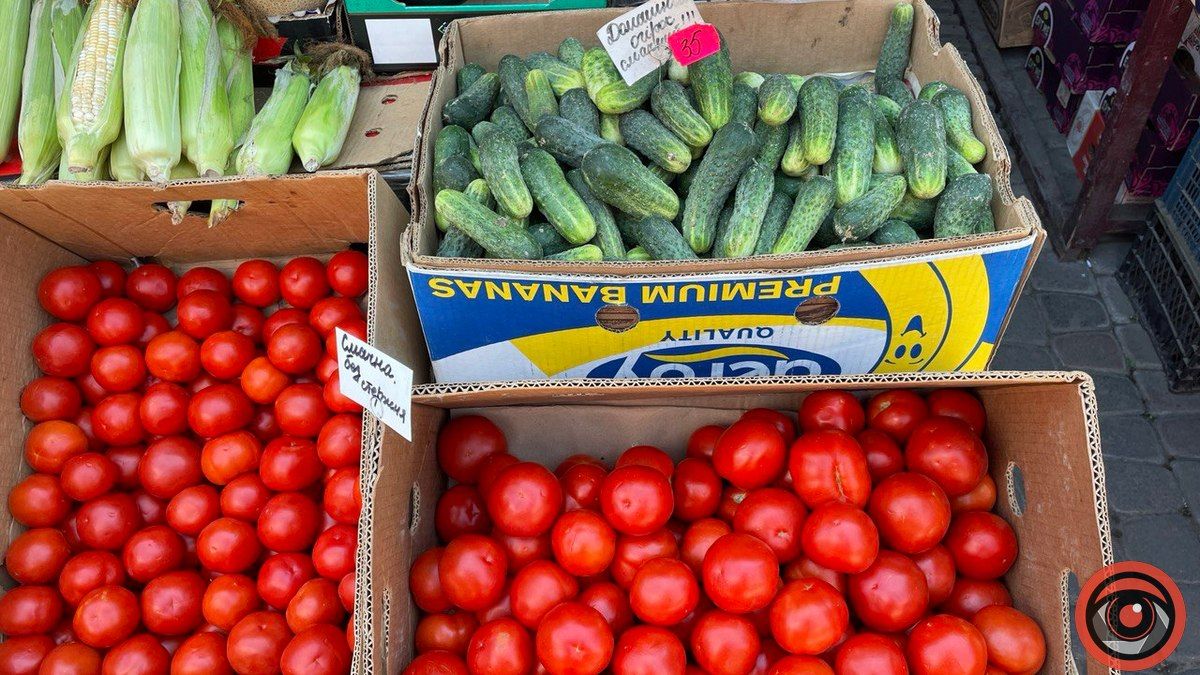 Огірки, помідори та кабачки: порівняння цін на коломийському ринку 4