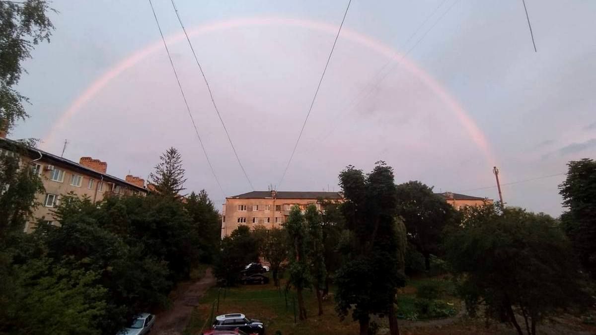 Веселка над Коломиєю, як арка перемоги 14