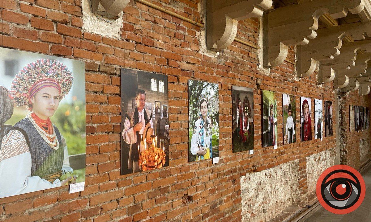 Унікальна виставка "Батьківська хата. Homestead" у Коломиї 1