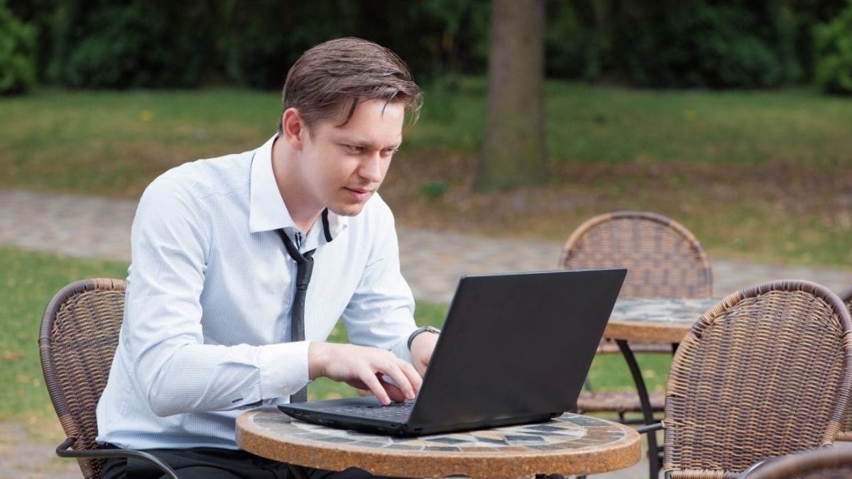 В Україні прийняли закон про фрілансерів: що це означає