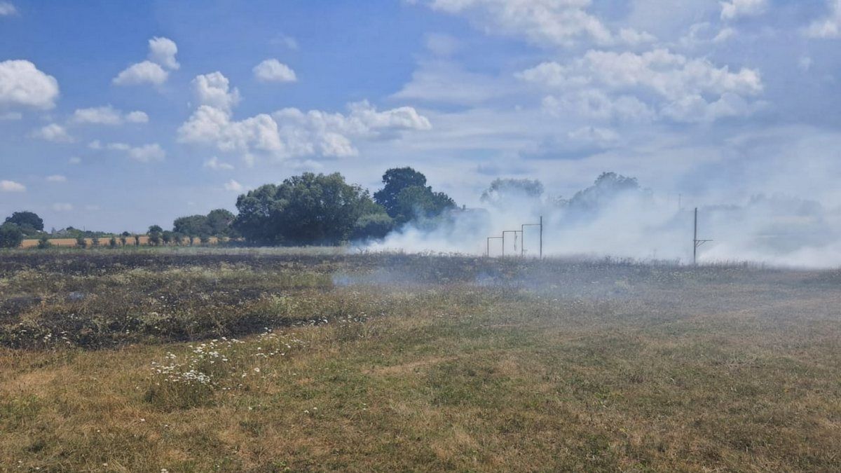 На Коломийщині горить 1,5 га трави 1