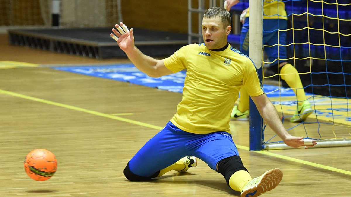 “Профутболив” Україну: гравець з франківського клубу гратиме за росію