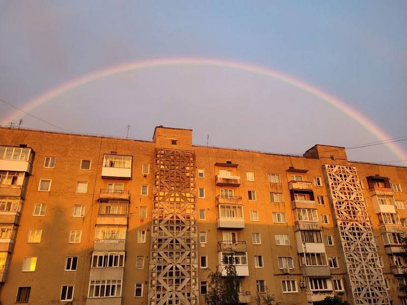 Веселка над Коломиєю, як арка перемоги 11