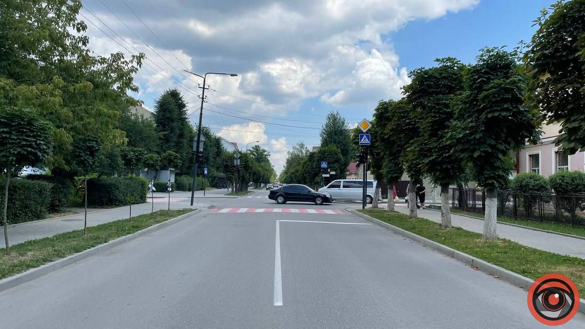 У Коломиї встановили світлофори на перехресті, вартістю понад 420 тис грн 3