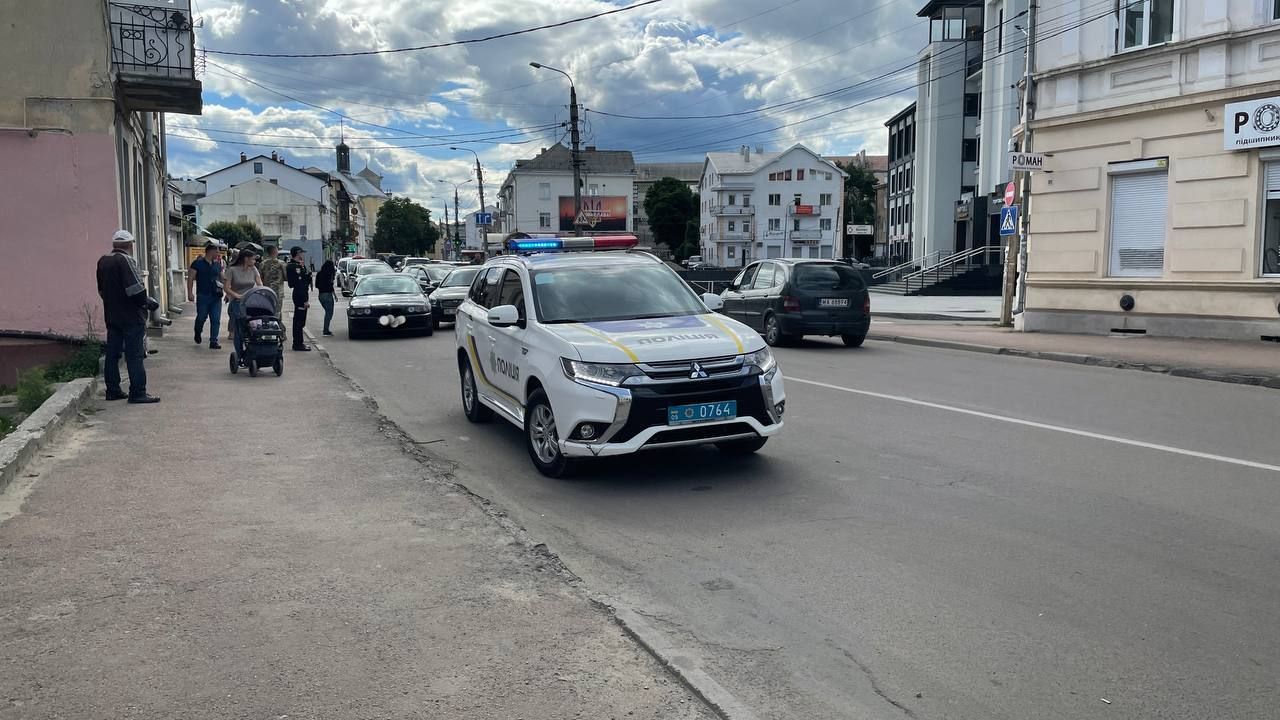 У Коломиї дві автівки не поділили дорогу 1
