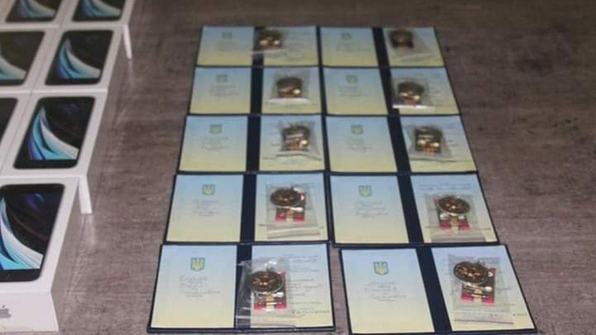 Десантники 80-ої штурмової бригади отримали нагороди від генерала 2