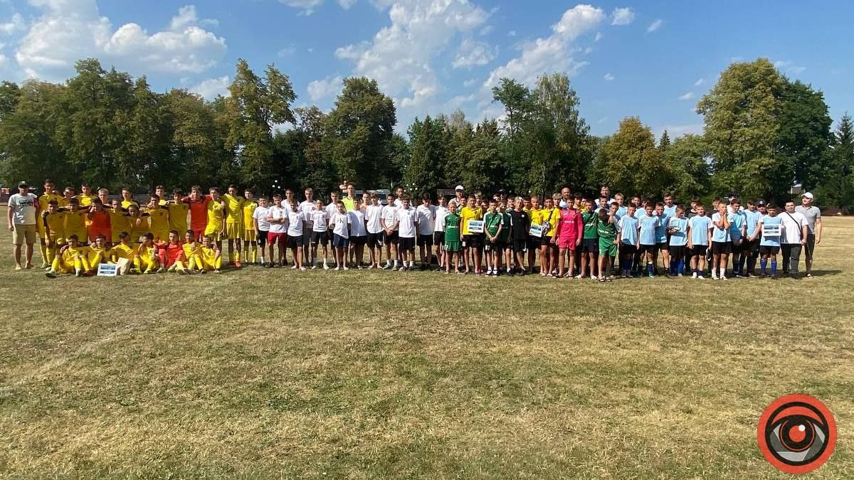 Хто здобув перемогу у футбольному турнірі? 4