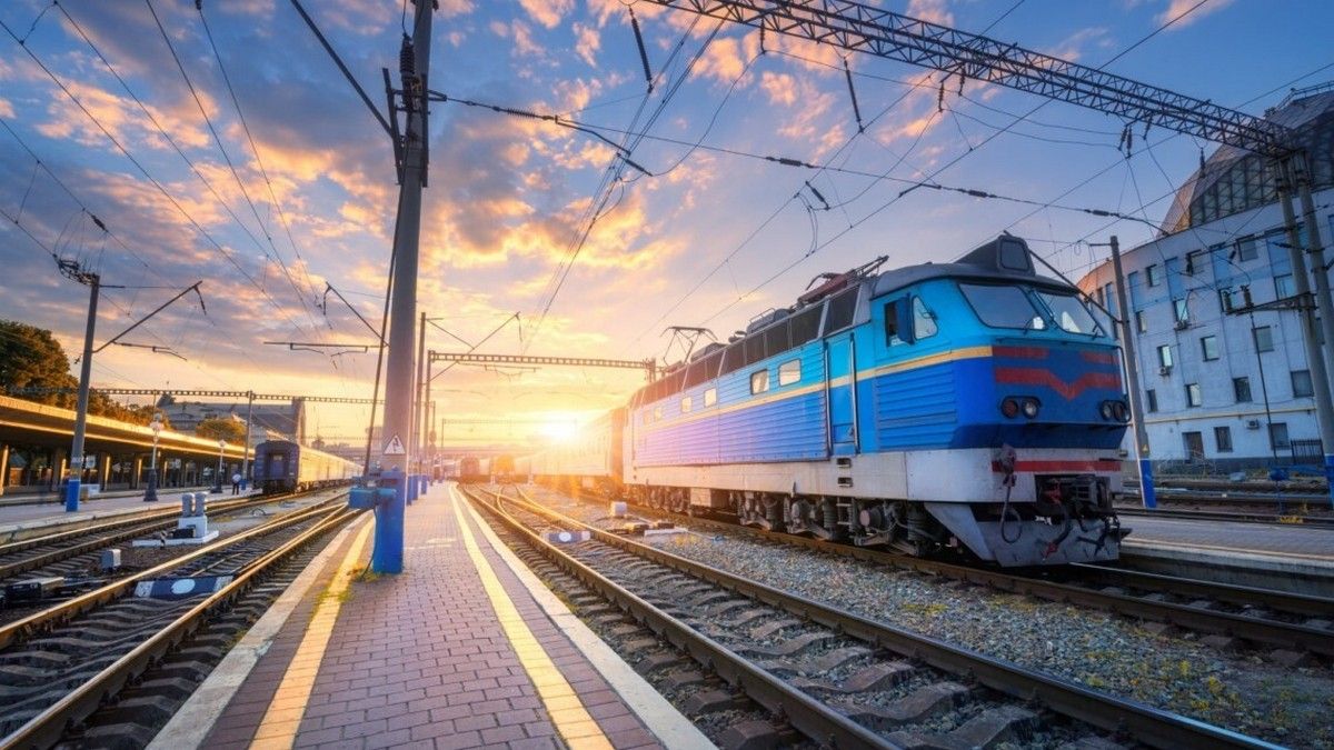 На Прикарпатті не курсуватимуть деякі приміські потяги