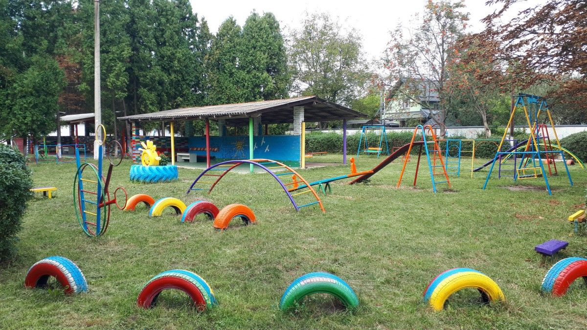 Звільнення в школах і садках Коломиї 5