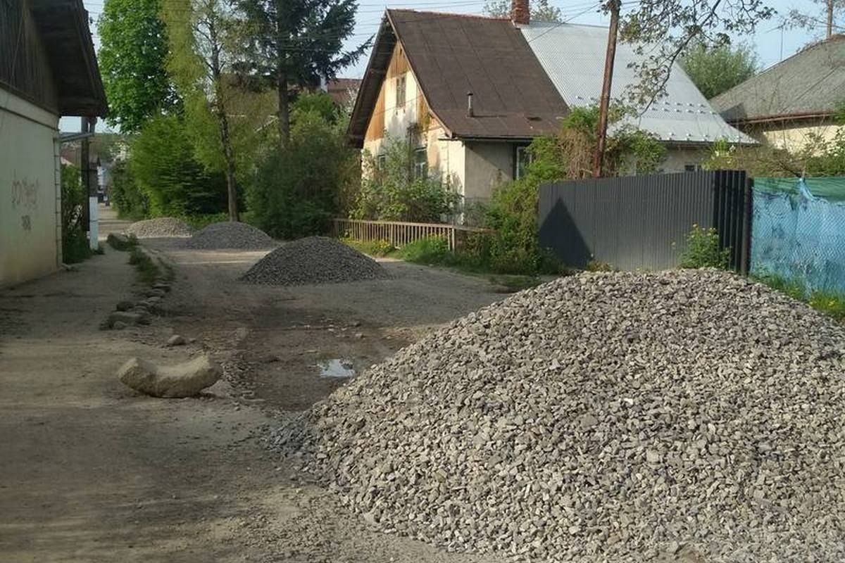 Коломия витратила 1 млн 300 тис грн на ремонти доріг у приватних секторах 6