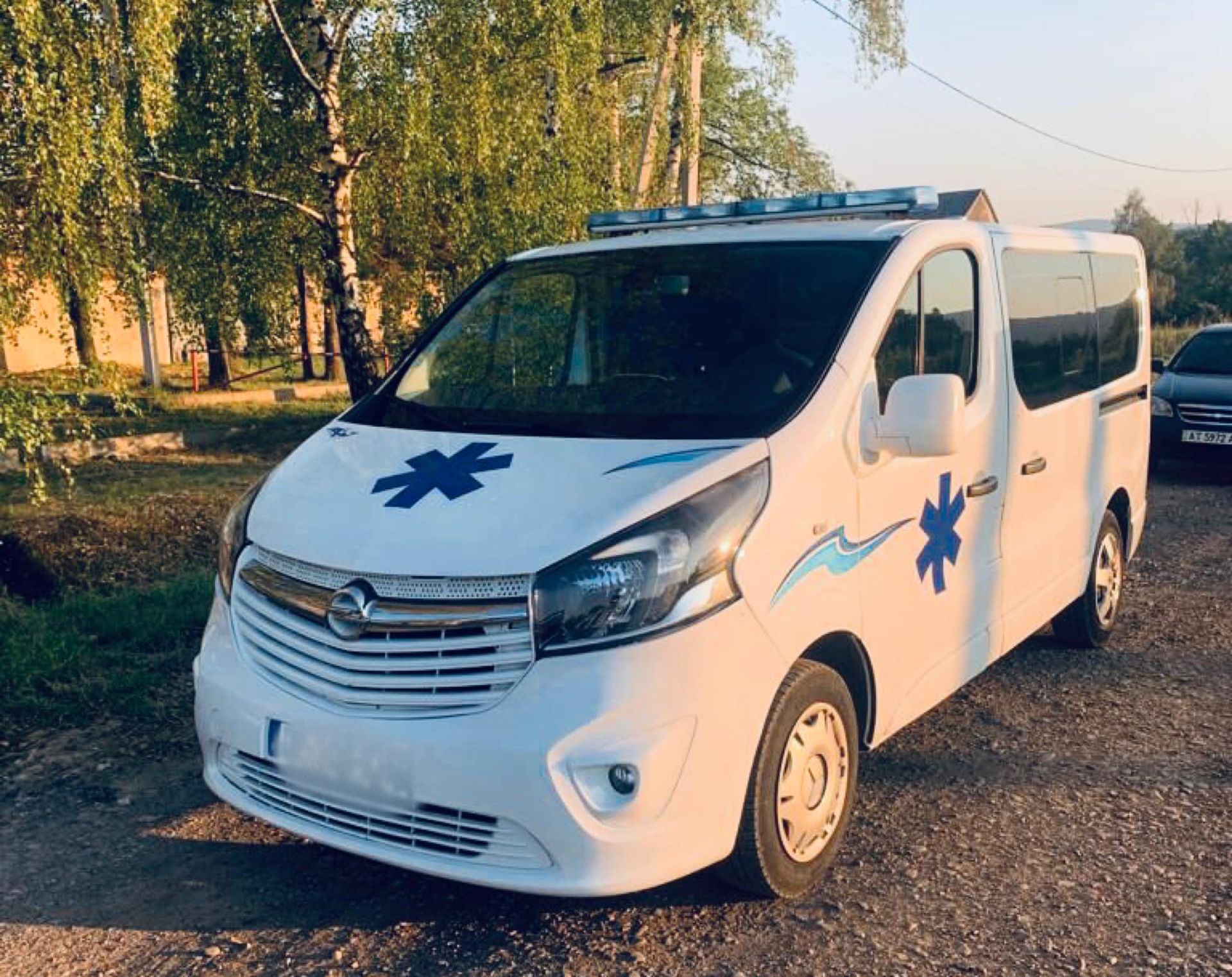 У благодійника-афериста була спільниця: озвучено суми й факти скандалу 2