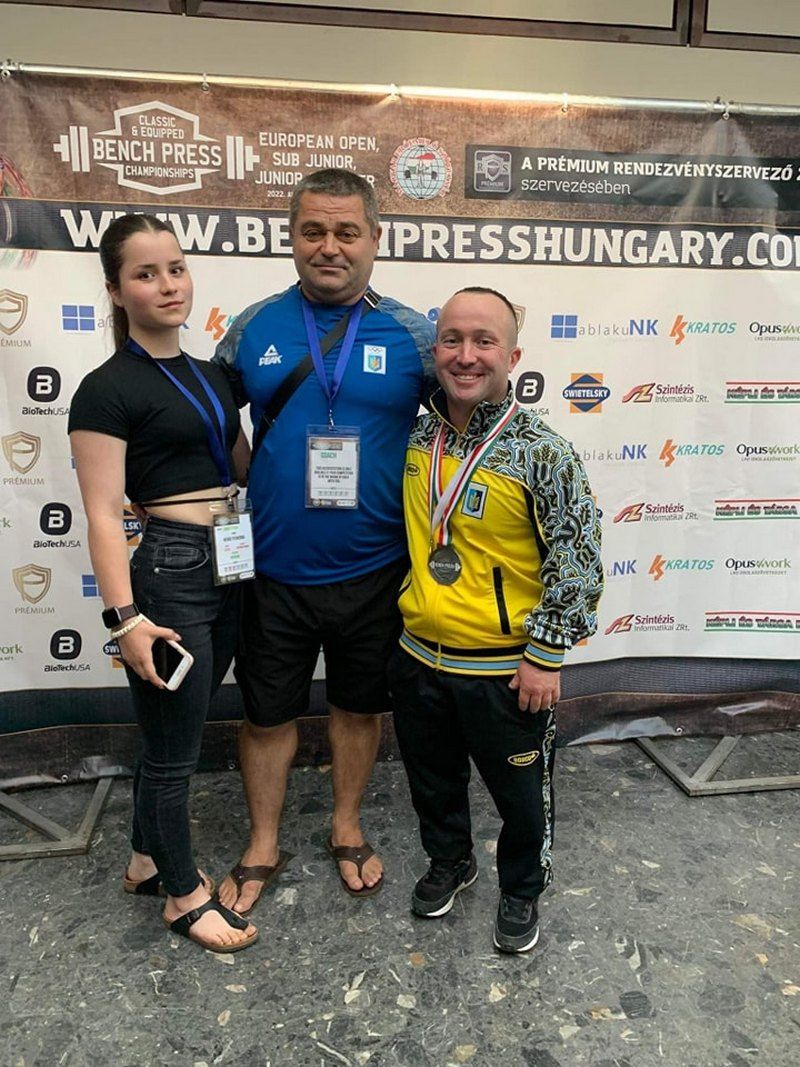 Дівчинка з Городенки стала чемпіонкою з пауерліфтингу 1