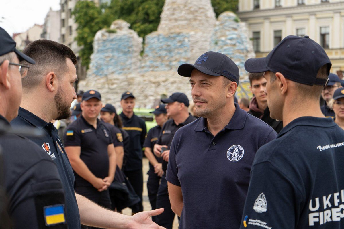 Рятувальник з Прикарпаття біжить ультрамарафон від Києва до Варшави 2