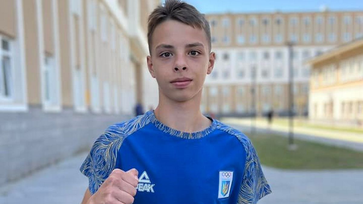 Коломийський боксер вийшов в у півфінал Чемпіонату Європи з боксу
