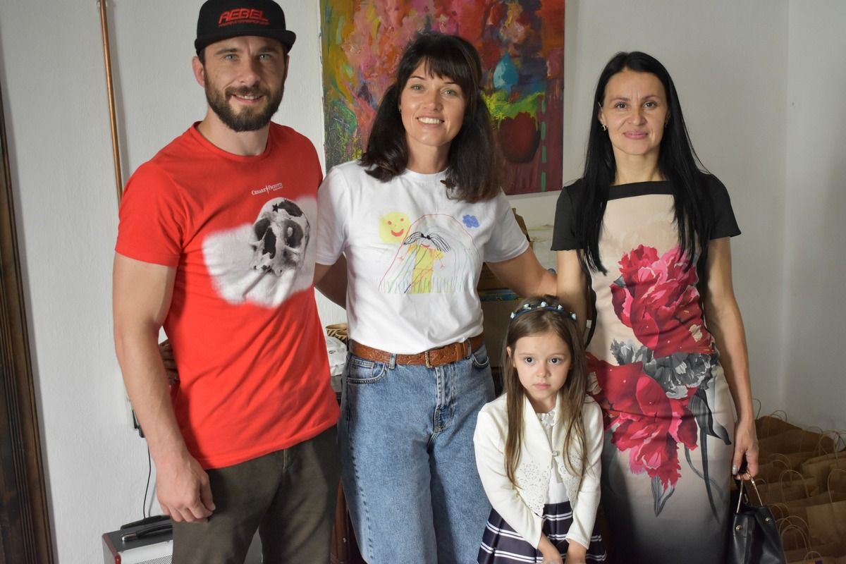 Малюнки коломийських дітей стануть принтом для футболок 5