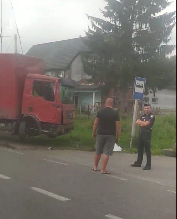 У селі біля Коломиї трапилось ДТП 1