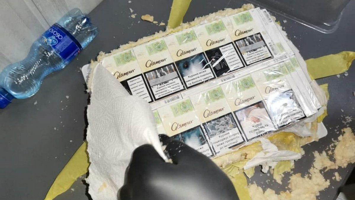 На західному кордоні затримали понад 100 контрабандистів, третина з них - з підробленими паспортами 1