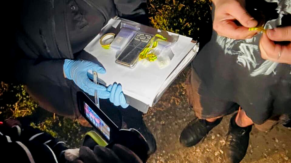 Зловили на гарячому: У Тлумачі затримали наркоторговця 1