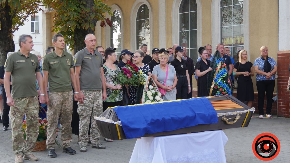 Коломия провела в останню путь Героя Олександра Негрича 4