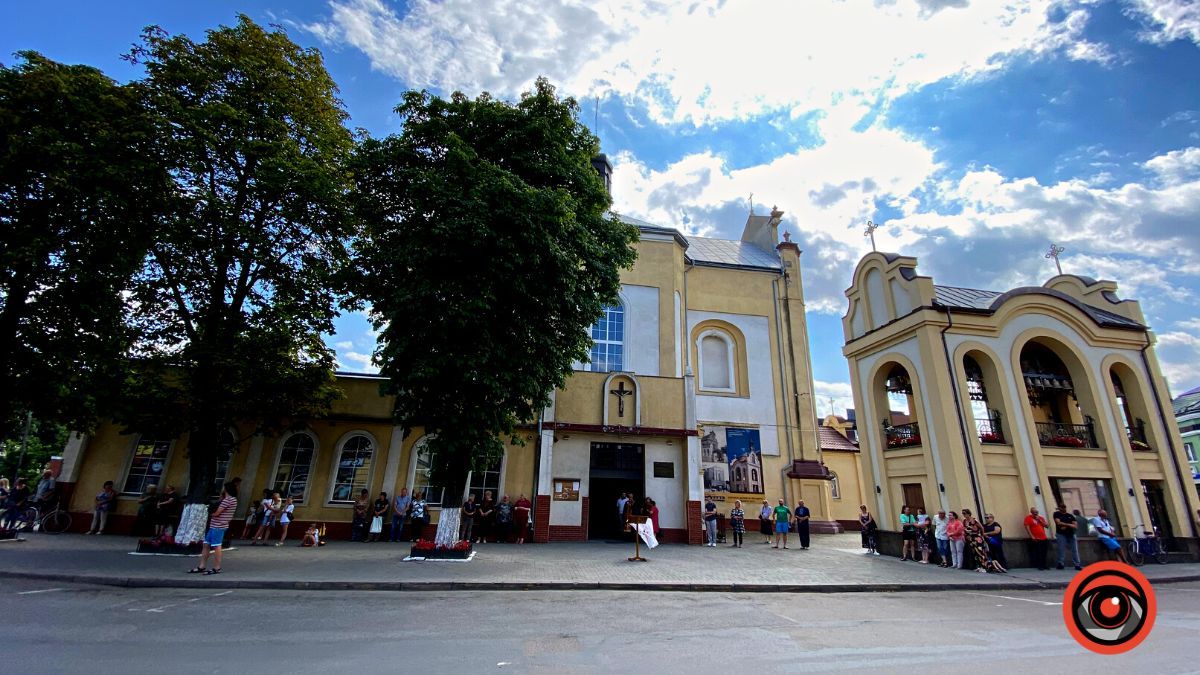 Розклад Богослужінь у Коломиї на Покрови Пресвятої Богородиці 4