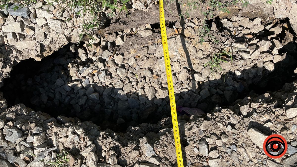 У Коломиї вулиця є, а дороги нема 5