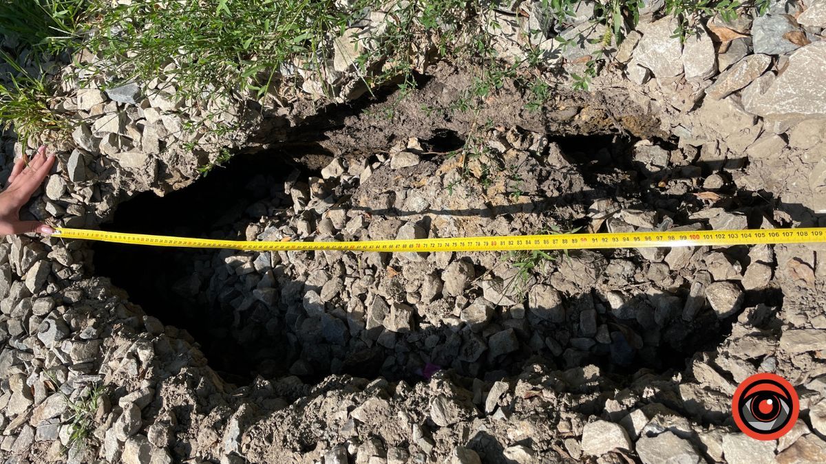 У Коломиї вулиця є, а дороги нема 3