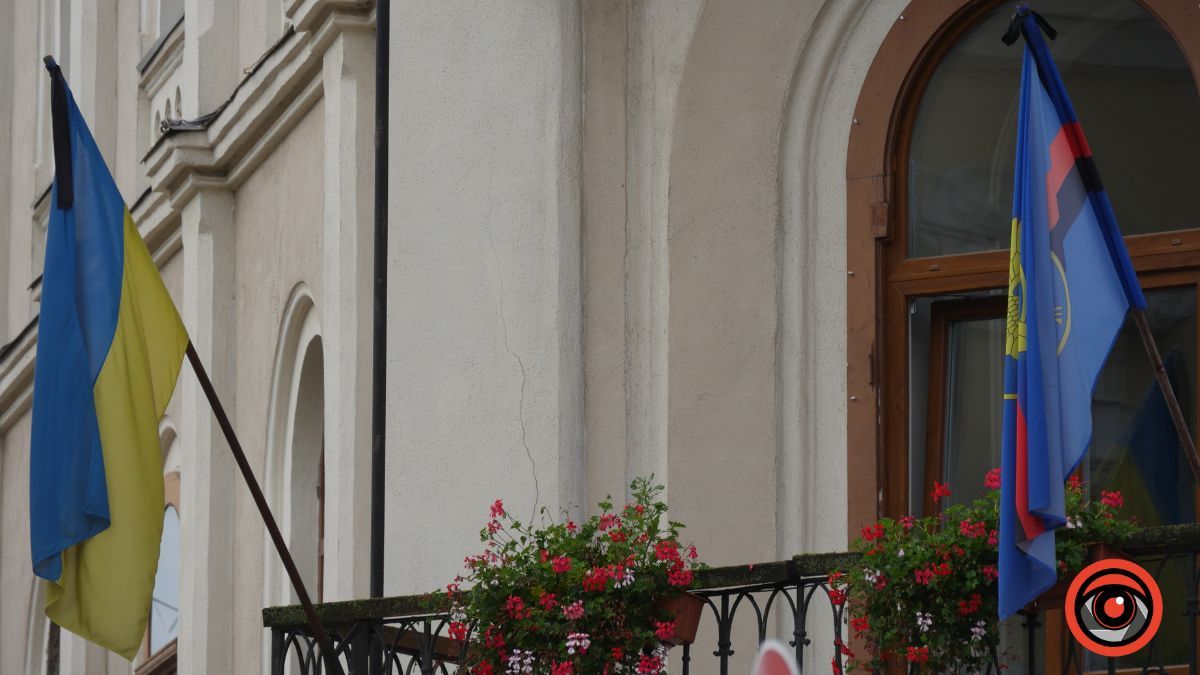 Над Коломиєю майорять синьо-жовті прапори | Підбірка фото 1