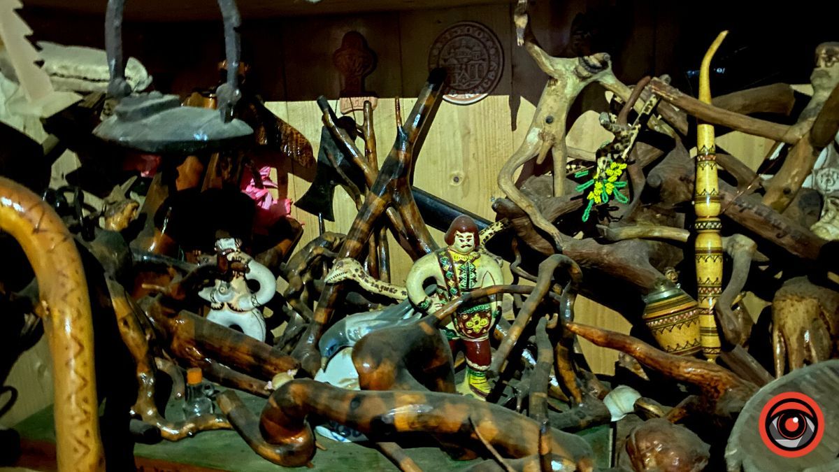 Хата, у якій загинув Олекса Довбуш | село Космач 10