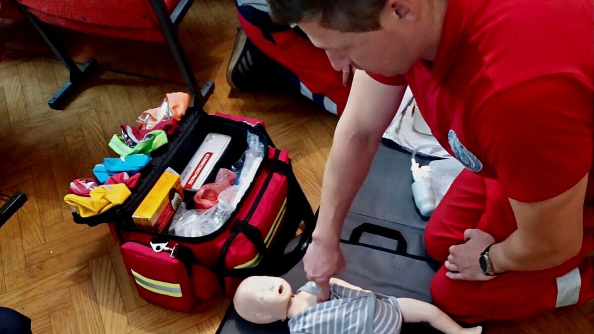 Екстрені медики покращують свої навики у невідкладній медичній допомозі 1