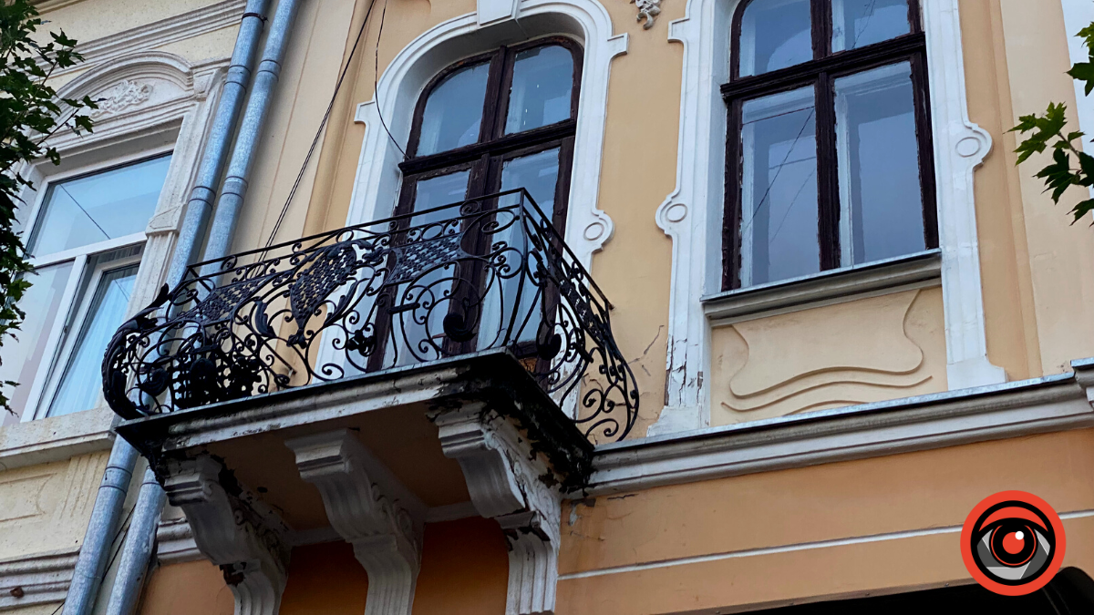 Краса Коломиї, або "Обережно, пані, щоб на Вас не впав балкон" 5